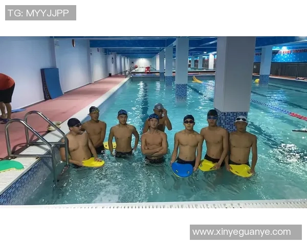 全面提升游泳技能的专业课程，适合各年龄段学员的定制化训练方案